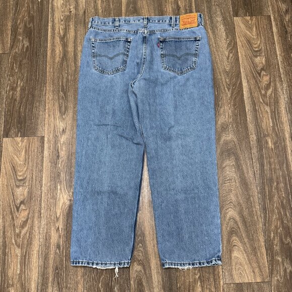 Levi's 550 Jeans Men's 40x30 Medium Wash Relaxed Fit Stretch Denim Red Tab - Picture 3 of 10